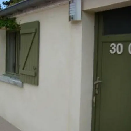 ベッド・アンド・ブレックファスト エルベー エ エルベー 3*